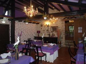 Restaurace v ubytování Hostería El Pomar