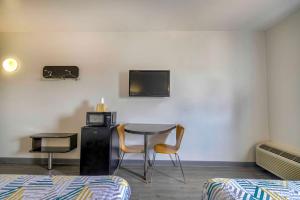Postel nebo postele na pokoji v ubytování Motel 6-Cedar Park, TX