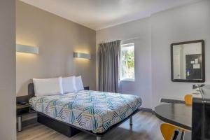 Postel nebo postele na pokoji v ubytování Motel 6-Cedar Park, TX