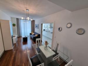 Χώρος καθιστικού στο Funchal Centrum - La Vie Apartment with Parking!