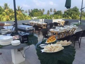Restaurace v ubytování The Local Stay Maldives