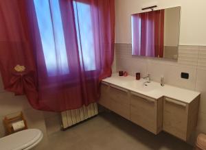 Ein Badezimmer in der Unterkunft Villa Le Borghe