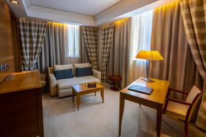 Khu vực ghế ngồi tại Papillo Hotels & Resorts Roma