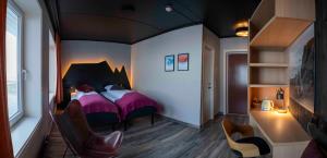 Postel nebo postele na pokoji v ubytování Melbu Hotell