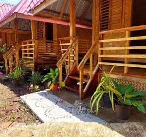 B&R Hostel Nagtabon外面的花园