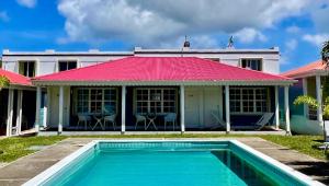 Talk of the Town Inn & Suites - St Eustatius