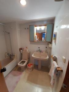 A bathroom at playa mar 2 Még 12 kép