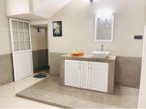 Afbeelding uit fotogalerij van FARONA Beach Villa in Ampara