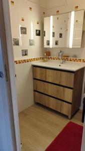 Gallery image of Fougères 77 m2, 2 chambres, garage , Balcon in Fougères