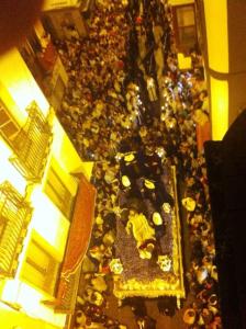 an overhead view of a crowd of people in a building at Apt. Sierpes-Cuna, wifi, HVAC (VFT/SE/00239) in Seville