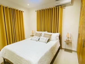 Postel nebo postele na pokoji v ubytování Apartamento Próximo Playa Caleta
