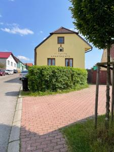 Budova, v ktorej sa apartmán nachádza