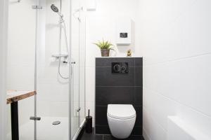 Ένα μπάνιο στο Apartment I Wi-Fi I Parkplatz I Balkon EssenFusion +15 φωτογραφίες