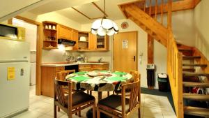 Kuchyň nebo kuchyňský kout v ubytování SKI - Apartment