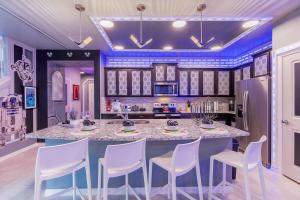 Imagen de la galería de Star Wars themed with pool and Game Room on Resort, en Davenport