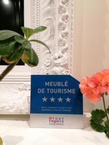 Зображення з фотогалереї помешкання Appt Lumineux -Tour Eiffel -8p у Парижі