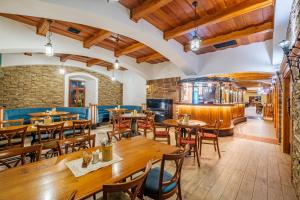 Veitingastaður eða matsölustaður á Hotel Orličan