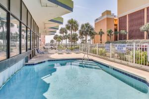 Bassein majutusasutuses Modern Caravelle Resort Condo Near Golf Courses! või selle lähedal