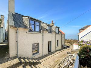 Gallery image of Fishermans Cottage in Gardenstown