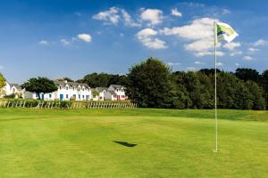 Golf v aparthotelu nebo okolí