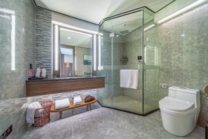 Baðherbergi á Huanyu Jun Hui Hotel