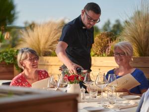 Hosté ubytování Suite Or avec Sauna Privatif et Cuisine Équipée - Idéale pour un Séjour Relaxant en Alsace - FR-1-744-13