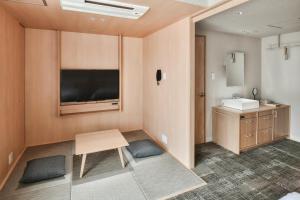 TV/Unterhaltungsangebot in der Unterkunft REF Matsuyama City Station by VESSEL HOTELS