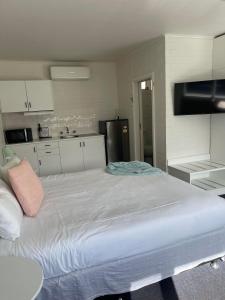 Harbour View Motel的厨房或小厨房