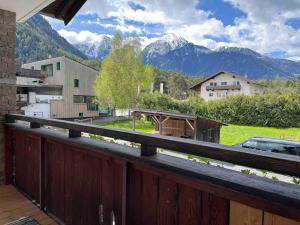 a balcony with a view of the mountains at Haus Alberto - Haus mit 2 Ferienwohnungen in Ötztal-Bahnhof