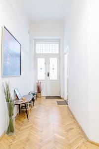 108m2 3 Bedroom Central Apartment with 2,5 bath 1093 Budapest, 41 Lónyay utca fe, 3 kép - 2