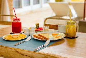 Opțiuni de mic dejun disponibile oaspeților de la Cocotoa Boutique Hotel & Villa