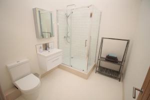 O baie la Country Retreat, hot tub, games room, dog friendly +22 fotografii