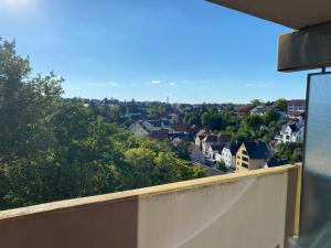 - Vistas a la ciudad desde la parte superior de un edificio en Gerbrunn HAP46, en Gerbrunn