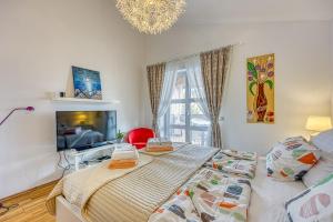 Fotografia z galérie ubytovania Three-Bedroom Villa Marija with Private Pool in Gedici v destinácii Gedići