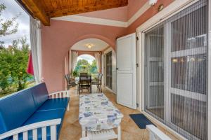 Fotografia z galérie ubytovania Three-Bedroom Villa Marija with Private Pool in Gedici v destinácii Gedići