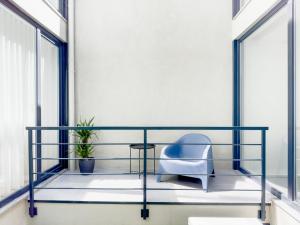 Area soggiorno di Vibrant Host Solutions-Campo 24 Agosto