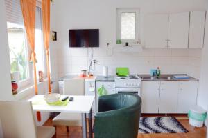 Cucina o angolo cottura di Apartman studio DUE