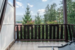 Balkon lub taras w obiekcie Willa Sonata - Apartamenty & Balia - Szklarska Poręba
