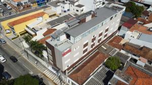 una vista aérea de un edificio en una ciudad en My Flat en Mogi das Cruzes