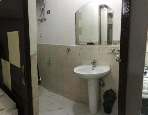 Ένα μπάνιο στο Swimming pool studio +17 φωτογραφίες