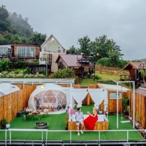 ภูตะวัน-บ้านท่าจัน ม่อนแจ่ม外面的花园