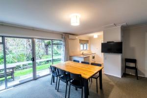 Köök või kööginurk majutusasutuses Ripple Rotorua