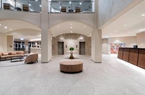 Posezení v ubytování Hilton Garden Inn Darwin + 30 fotografií