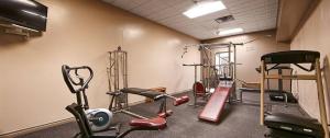 Fitness centrum a/nebo fitness zařízení v ubytování Sword Inn Bancroft