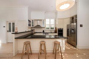 Gallery image of Timeless Gem in Malvern East in Carnegie