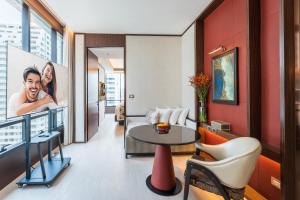 SILQ Hotel & Residence的休息区