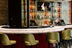 Lounge nebo bar v ubytování Aiden by Best Western San Antonio Riverwalk