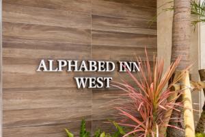 Fotografie z fotogalerie ubytování Alphabed Inn Naha Kokusai Street West v destinaci Tsuboya