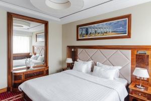 Hotel Haffner Resort & Spa - Destigo Hotels客房内的一张或多张床位