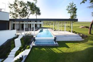 Πισίνα στο ή κοντά στο Villa Calvia Crispinilla +25 φωτογραφίες